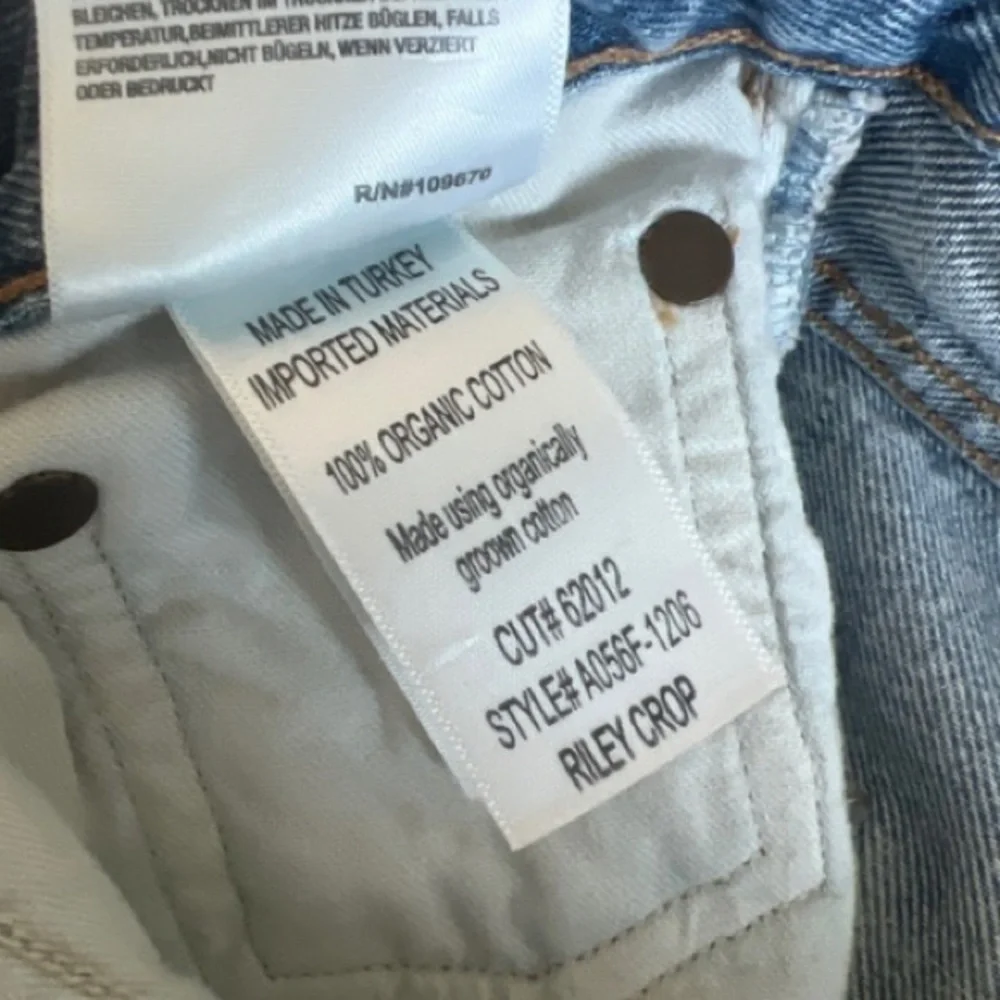 Agolde Riley High Rise Crop 26 - Picture 8 of 8